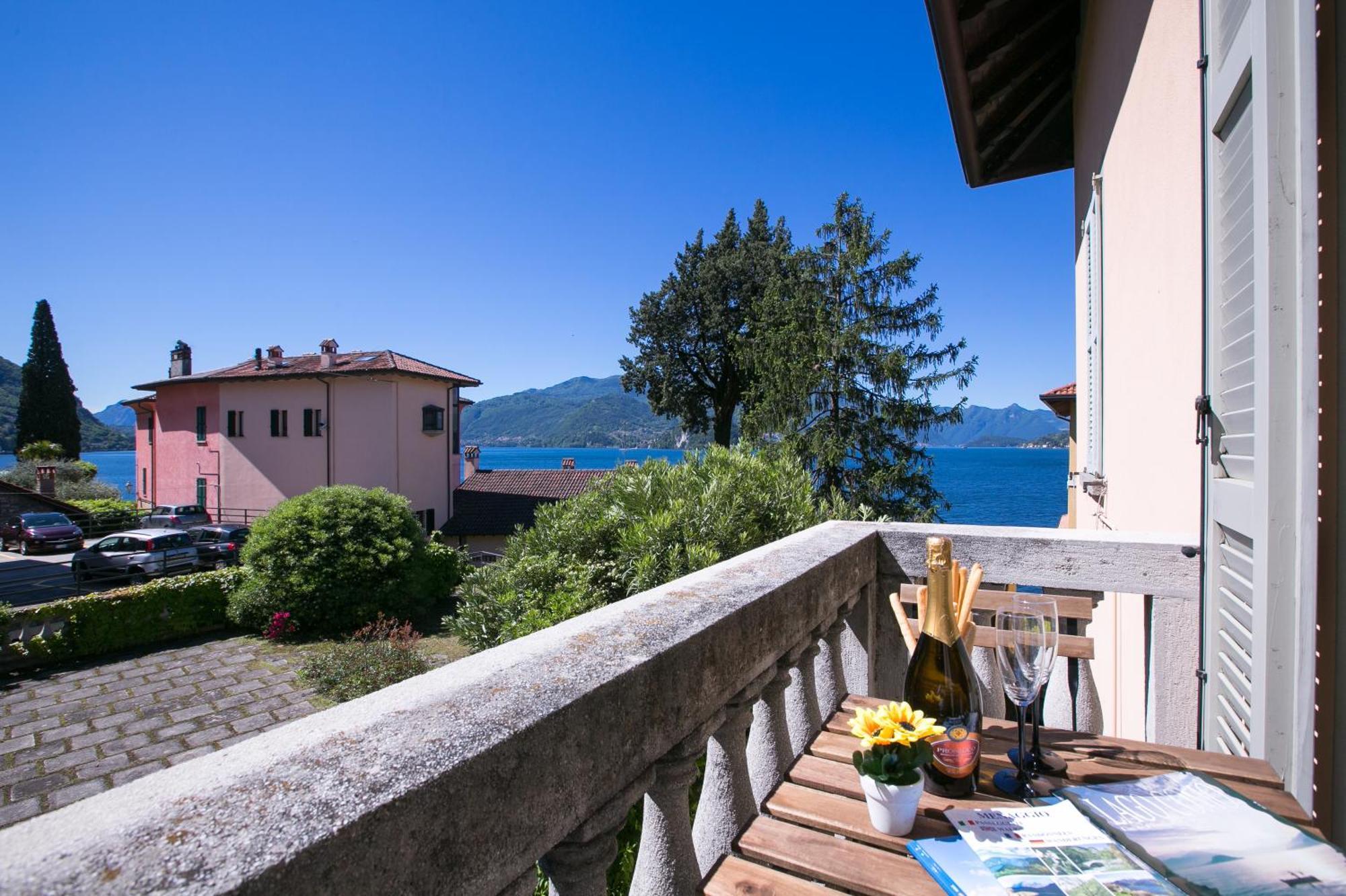 Casa Al Prato Apt. G Varenna Extérieur photo